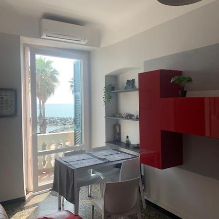 Ferienwohnung Loft 53 Waterfront Of Genova Pegli Exterior foto