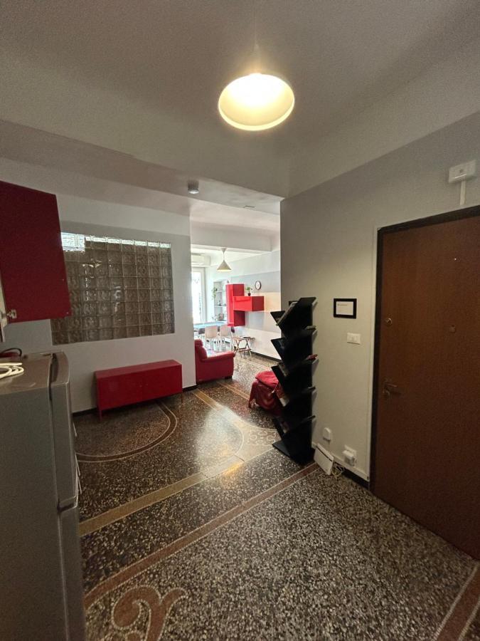 Ferienwohnung Loft 53 Waterfront Of Genova Pegli Exterior foto