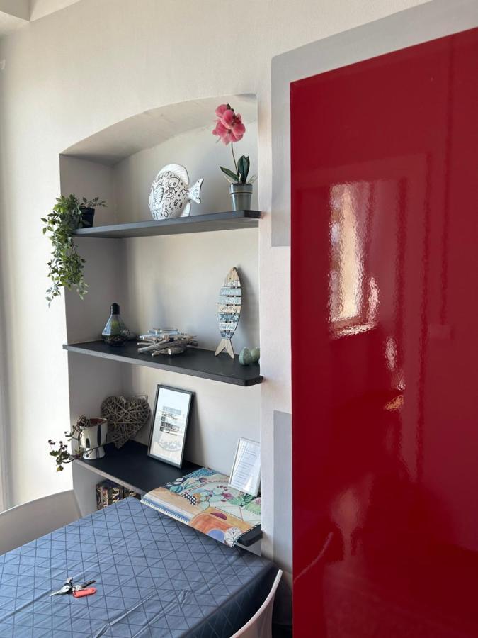 Ferienwohnung Loft 53 Waterfront Of Genova Pegli Exterior foto