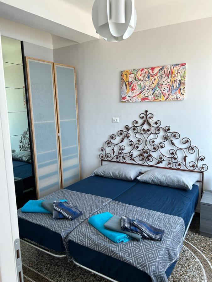 Ferienwohnung Loft 53 Waterfront Of Genova Pegli Exterior foto